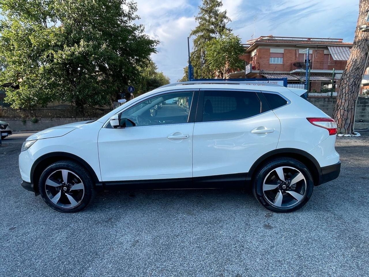Nissan Qashqai 1.6 dCi 2WD N-Connecta aut