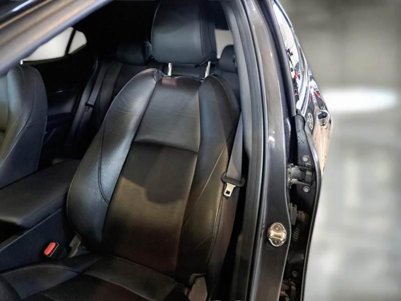 Mazda 3 5 Porte 2.0 Skyaticv-X M HYBRID Exclusive 2WD 6MT