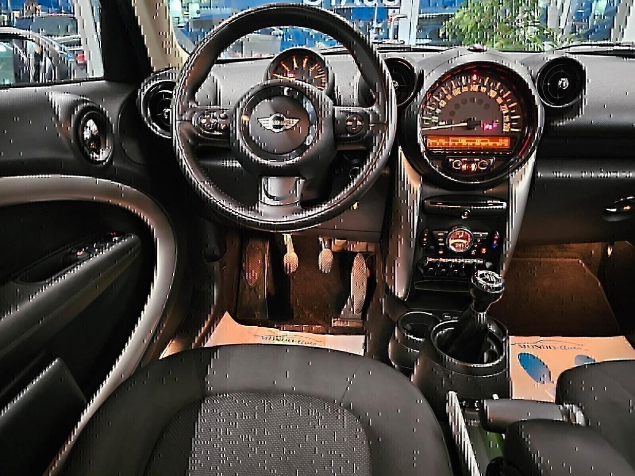 Mini Cooper Countryman 1.6d 110cv Business 2015 - NEOPATENTATI