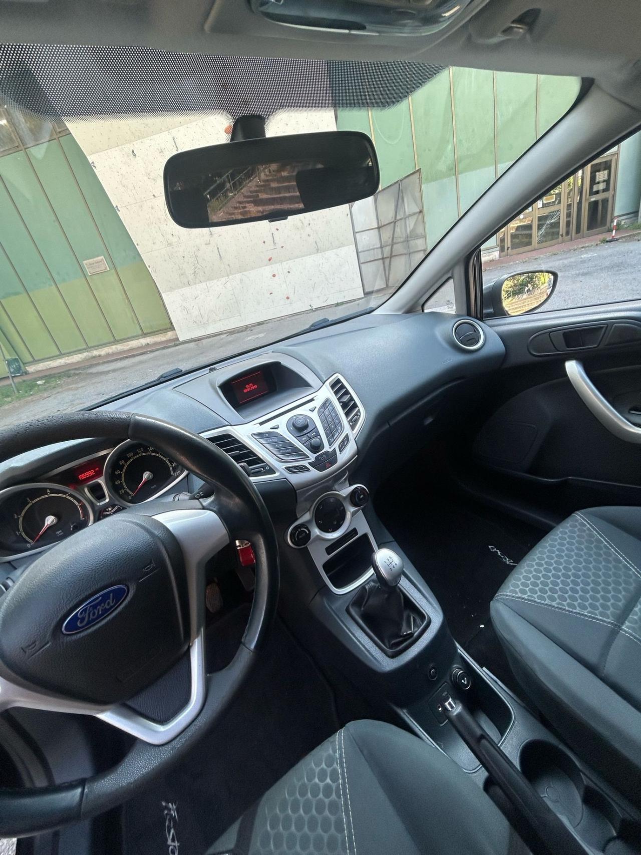 Ford Fiesta 1.4 3 porte Bz.- GPL Titanium