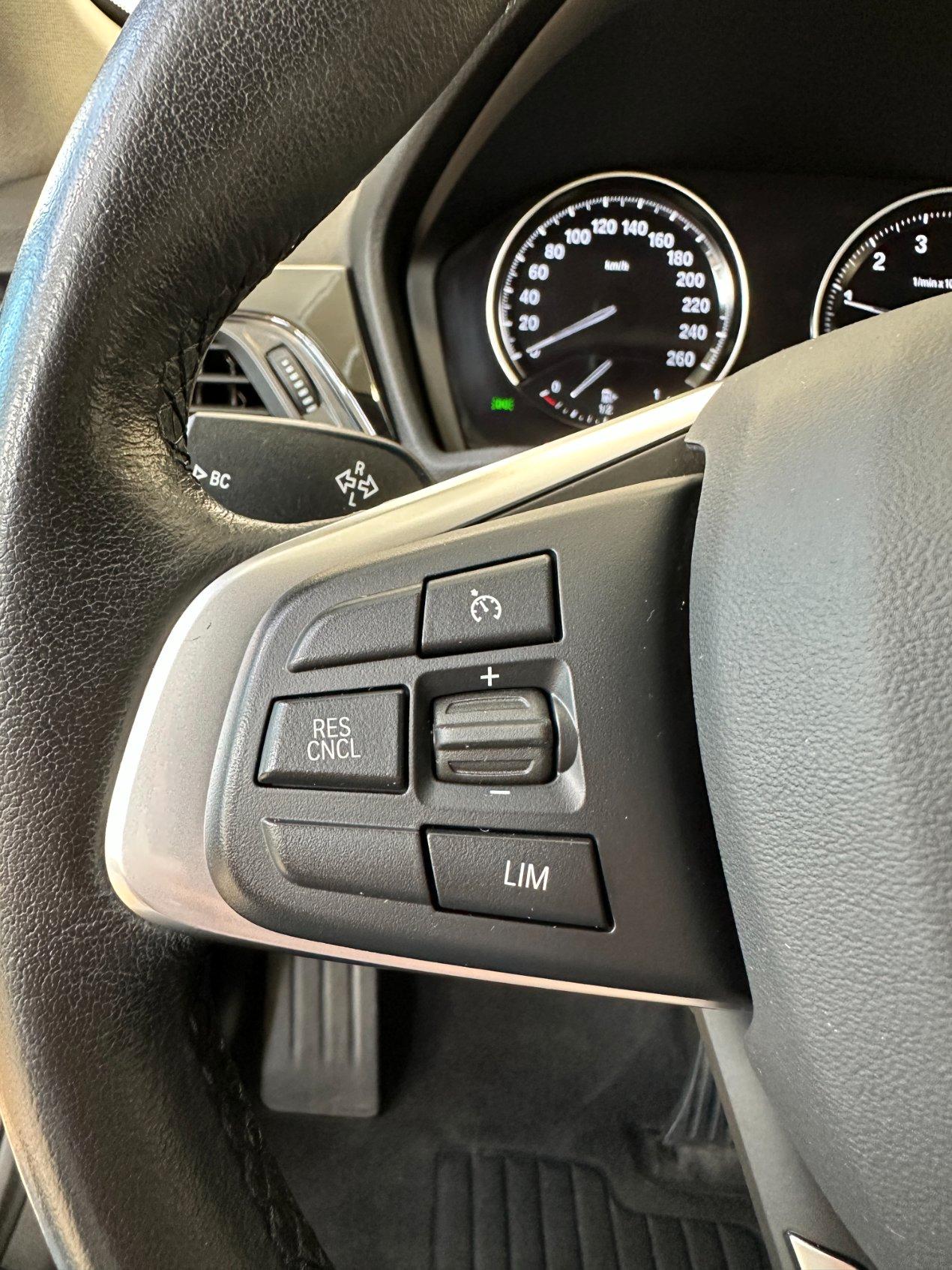 BMW X1 sdrive18i xLine 140cv