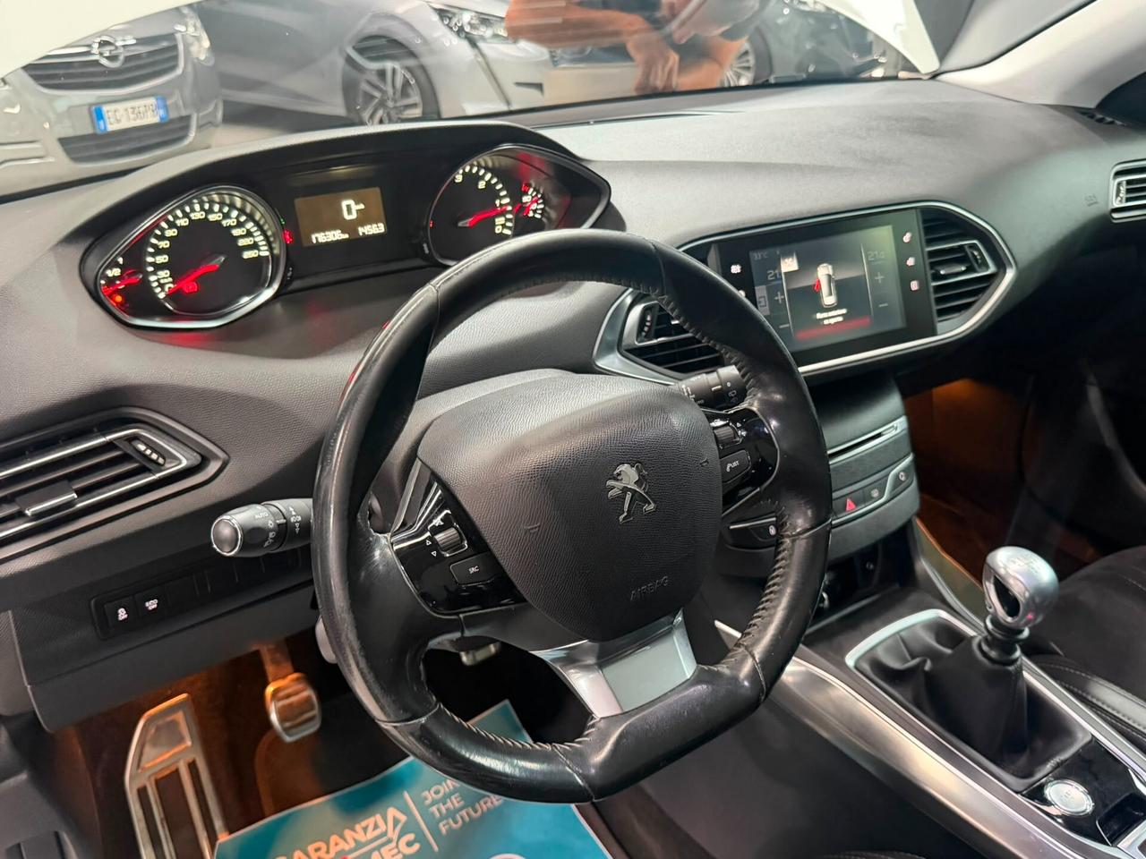 Peugeot 308 Tetto+Pelle+Led+Navigatore