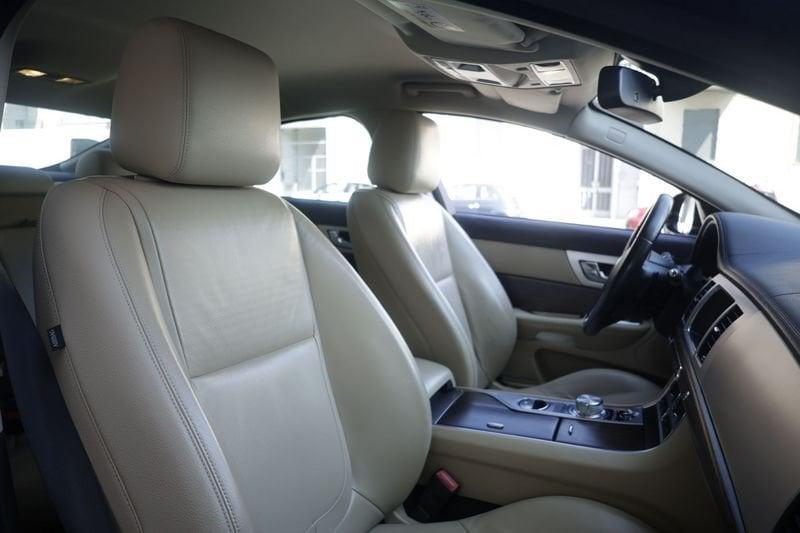 Jaguar XF Jaguar XF 2.2 D 200 CV Portfolio Unicoproprietario