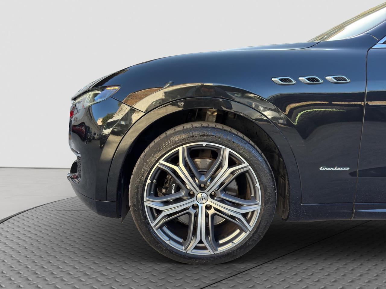 Maserati Levante 3.0 V6 Granlusso 250cv Tetto 2021