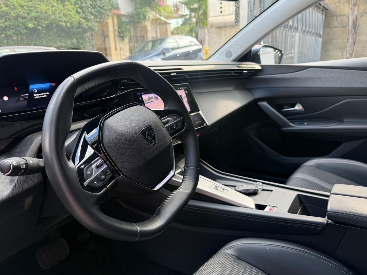 Peugeot 308 BlueHDi 130 S&S EAT8 SW Allure