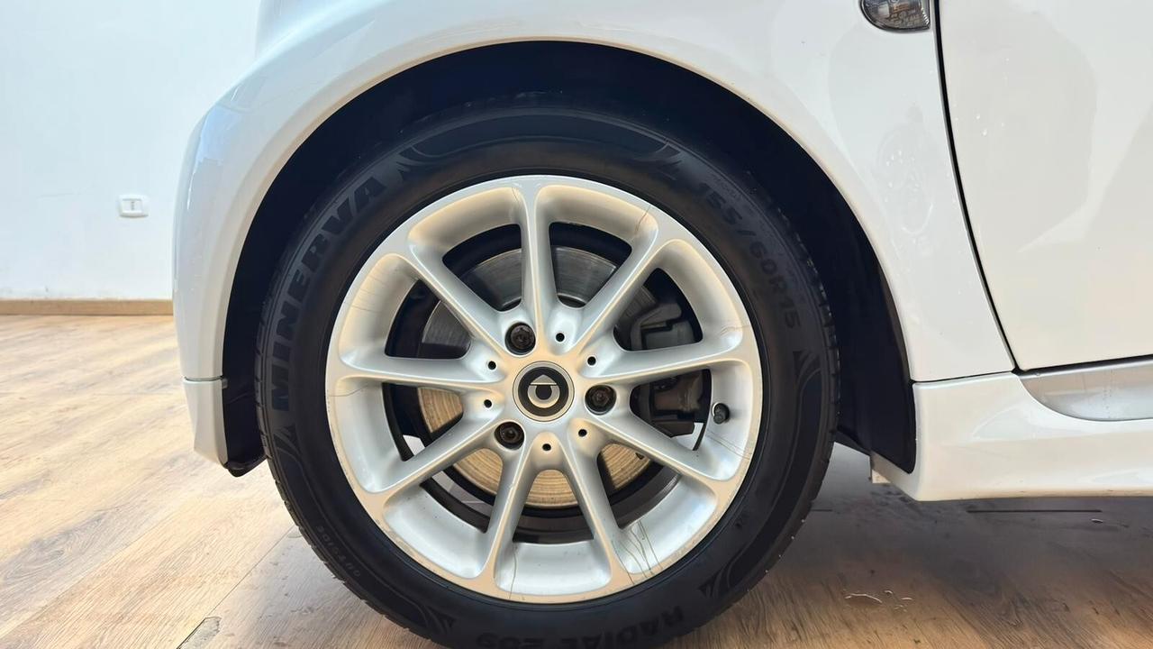 Smart ForTwo 1000 52 kW coupé passion