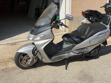 Suzuki Burgman 400