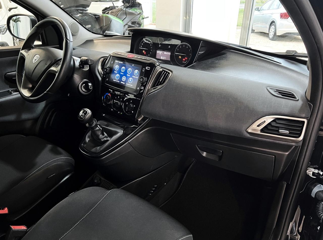 Lancia Ypsilon 1.0 Hybrid Gold 2023