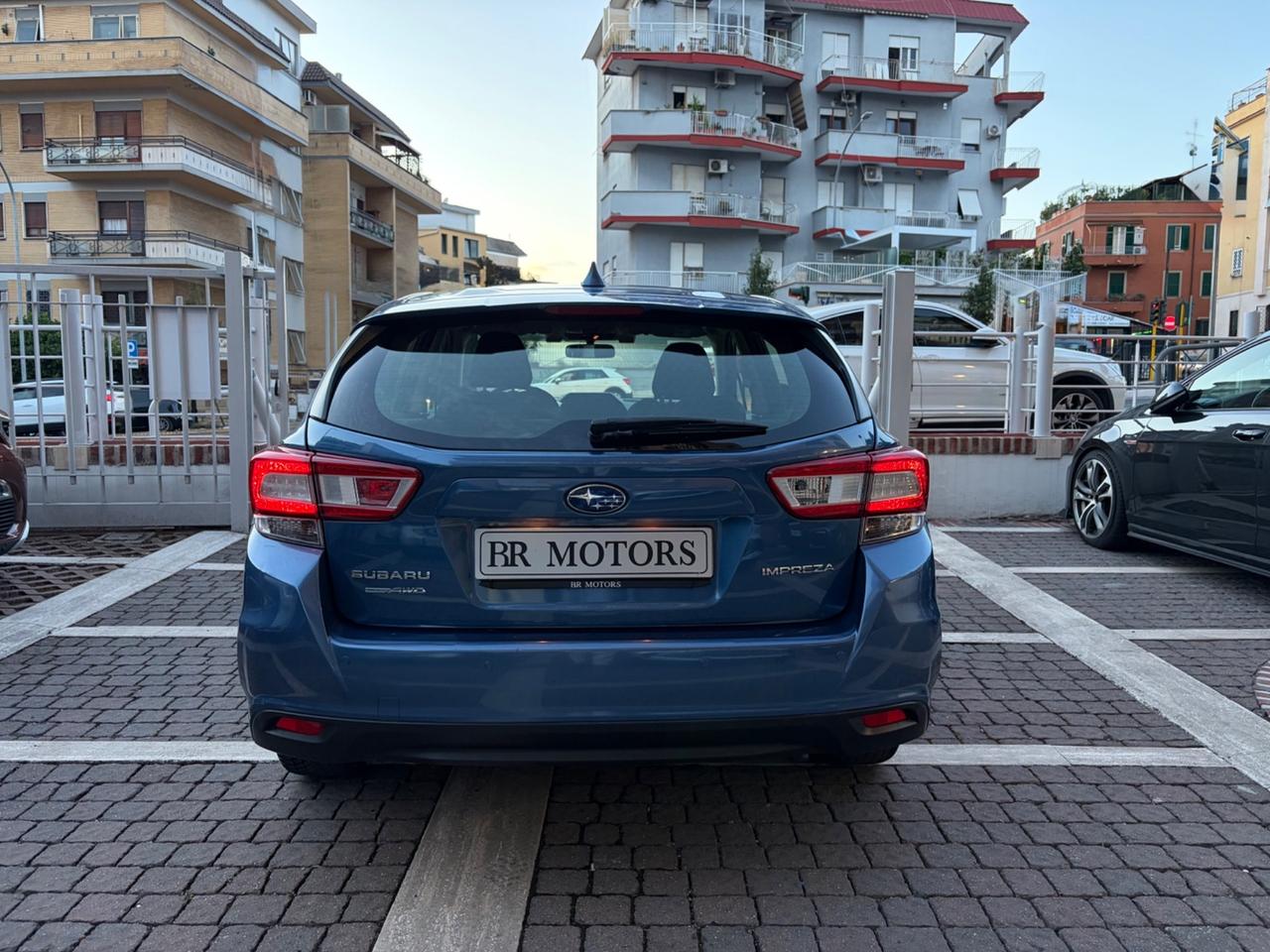 Subaru Impreza 1.6i AWD Lineartronic Style !!