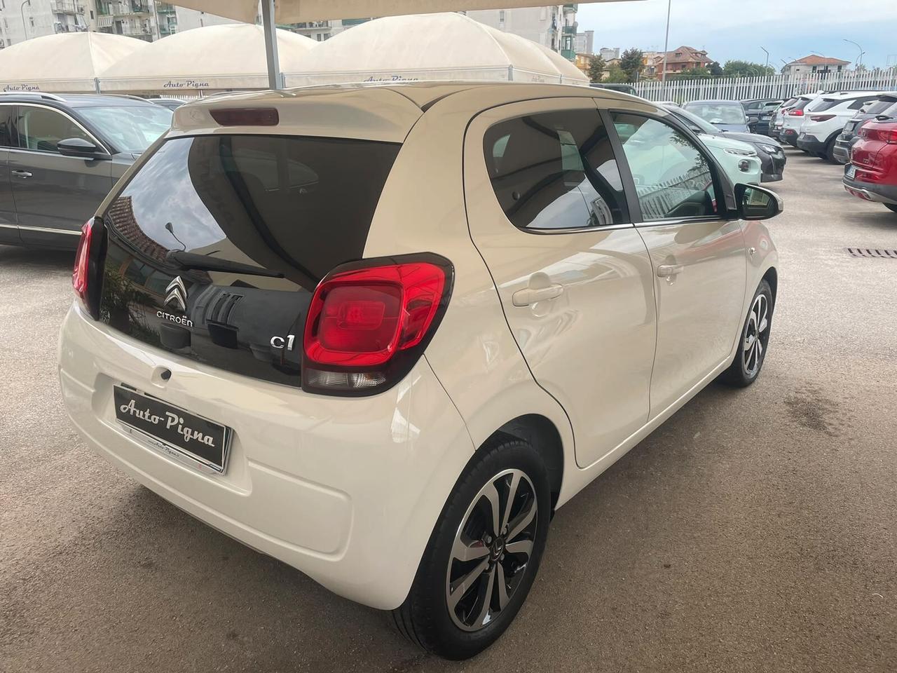 Citroen C1 PureTech 82 5 porte Shine