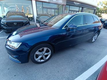 Audi A4 Avant 40 g-tron S tronic Business Sport 3 anni garanzia