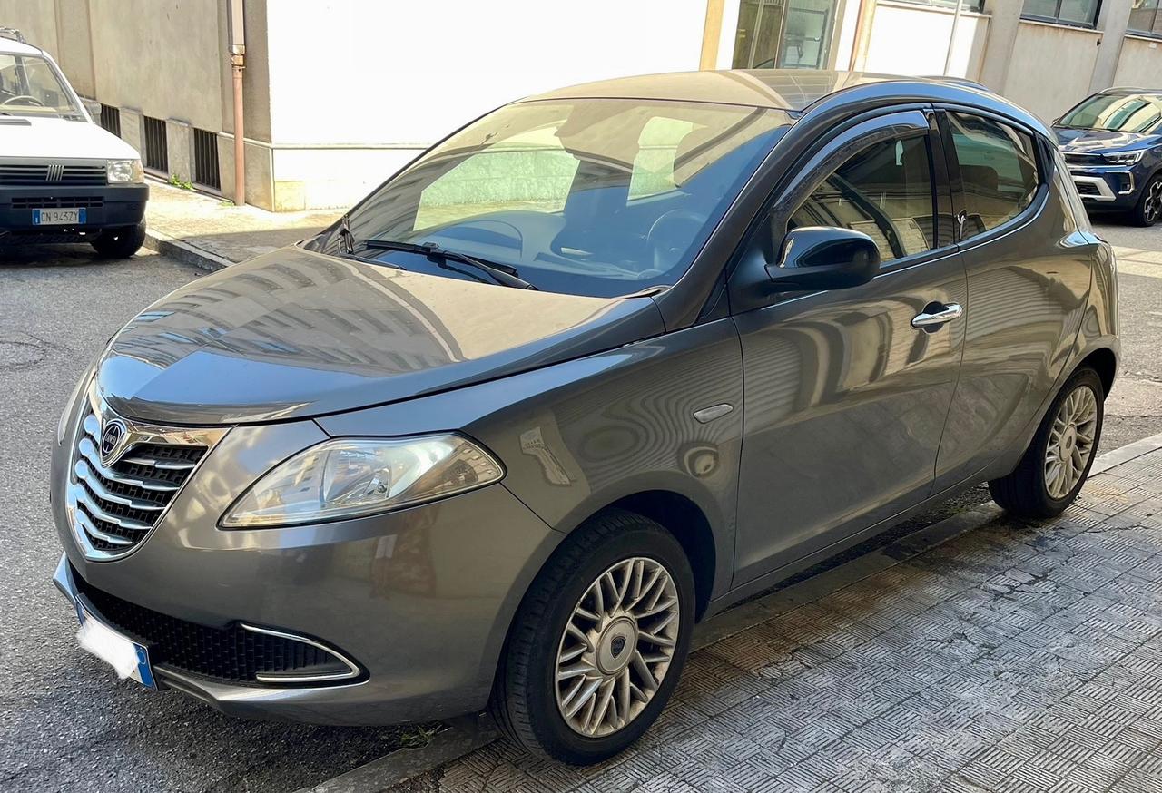 Lancia Ypsilon 1.3 MJT 16V 95 CV 5 porte S&S Gold