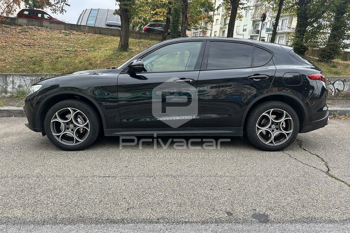 ALFA ROMEO Stelvio 2.0 Turbo 200 CV AT8 Q4 Business