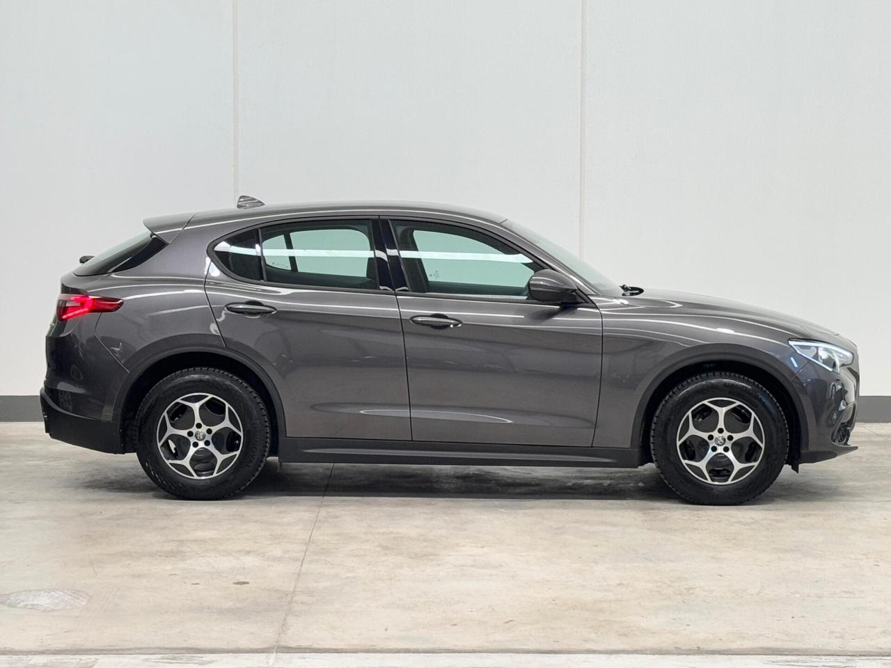 Alfa Romeo Stelvio 2.2 Turbodiesel 190 CV AT8 Q4 Super