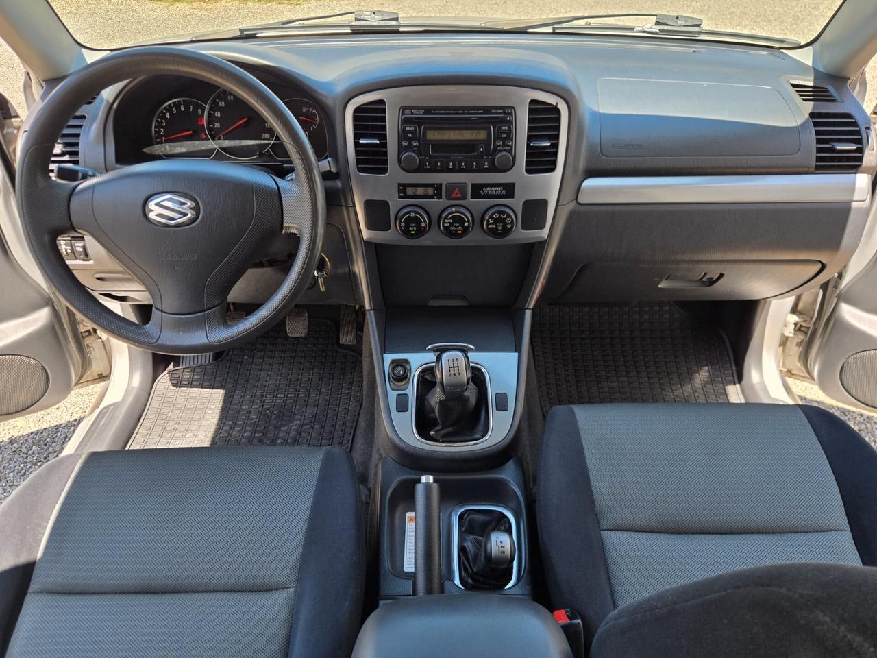 Suzuki Grand Vitara 1.6i 16V cat 3 porte