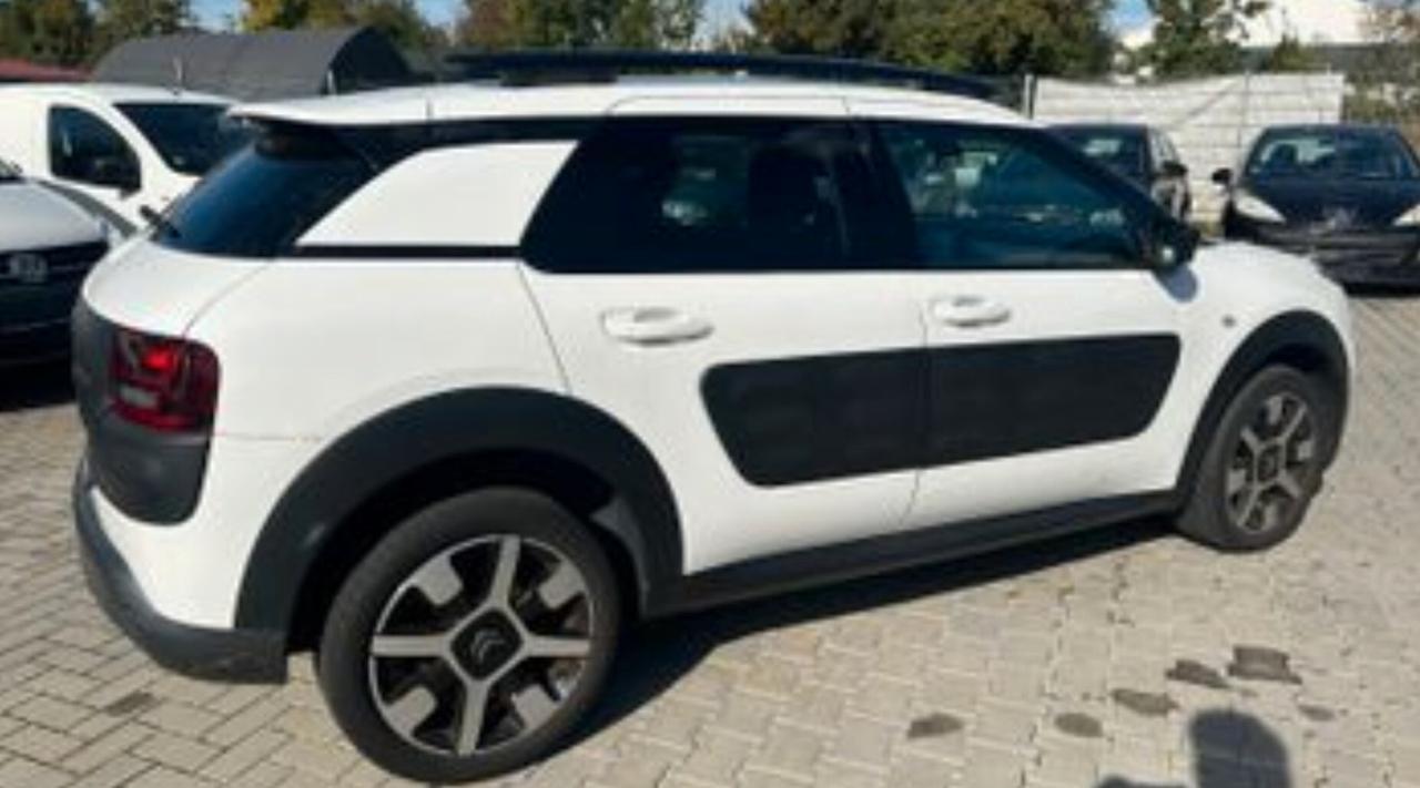 Citroen C4 Cactus BlueHDi 100 S&S Shine Edition