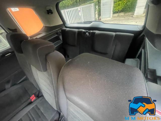 VOLKSWAGEN Touran 2.0 TDI 150 CV 7 posti