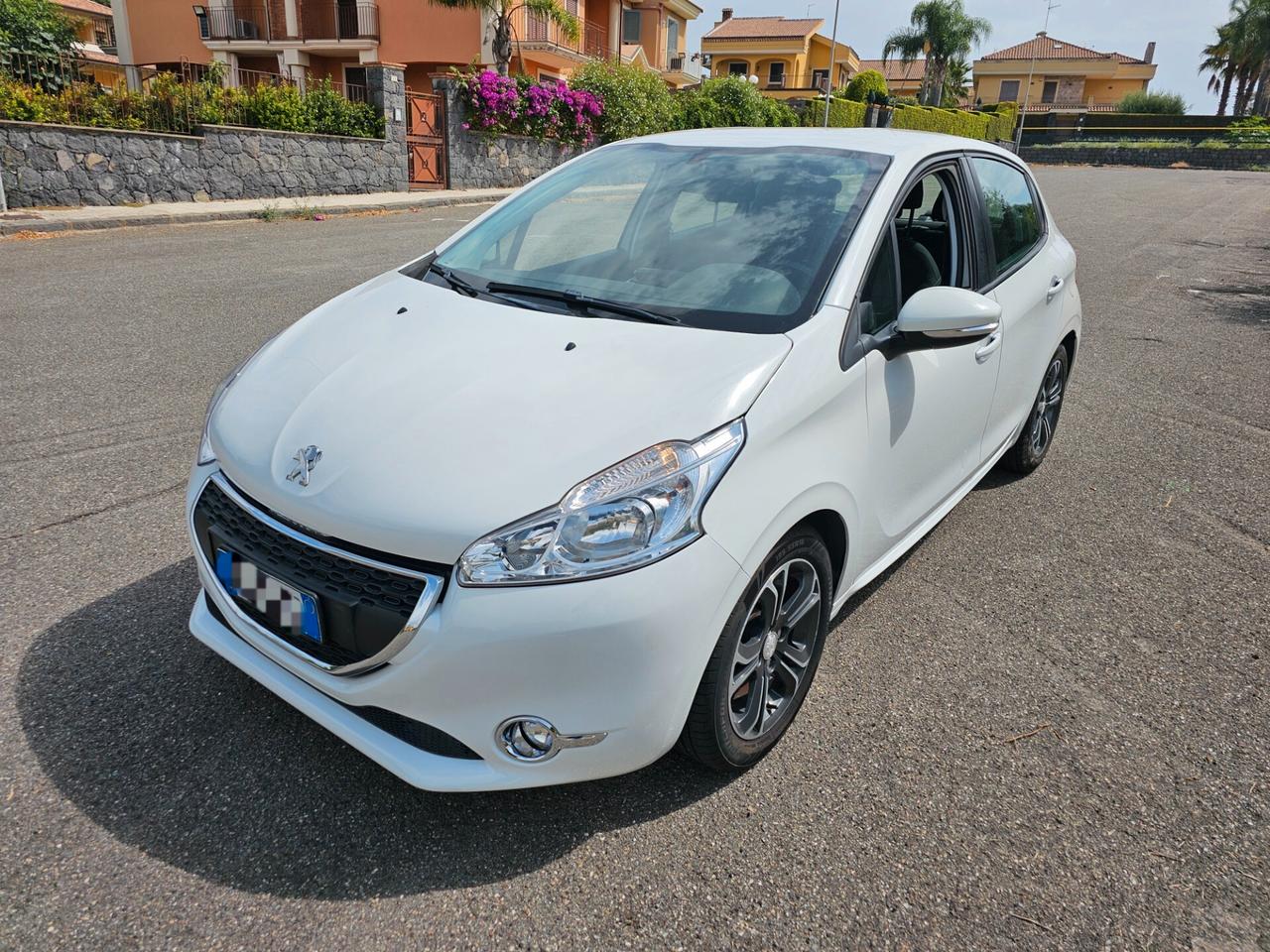 Peugeot 208 1.4 HDi 68 CV 5 porte Active