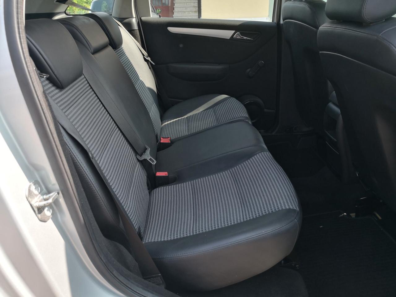 Mercedes-benz B 180 clima neopatentati