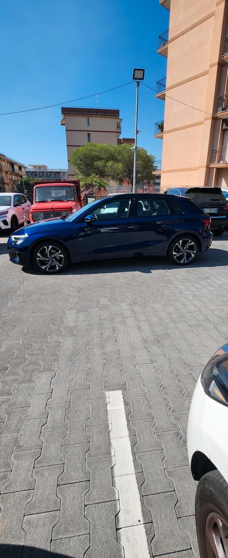 Audi A3 30 g-tron COLORE BLU - PELLE MATTONE