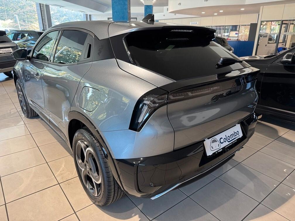 Alfa Romeo Junior 1.2 ibrida Milano Cortina 2026 145cv edct6