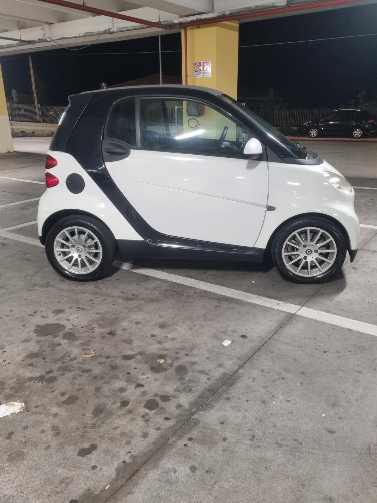 Smart ForTwo 1000 52 kW coupé pure