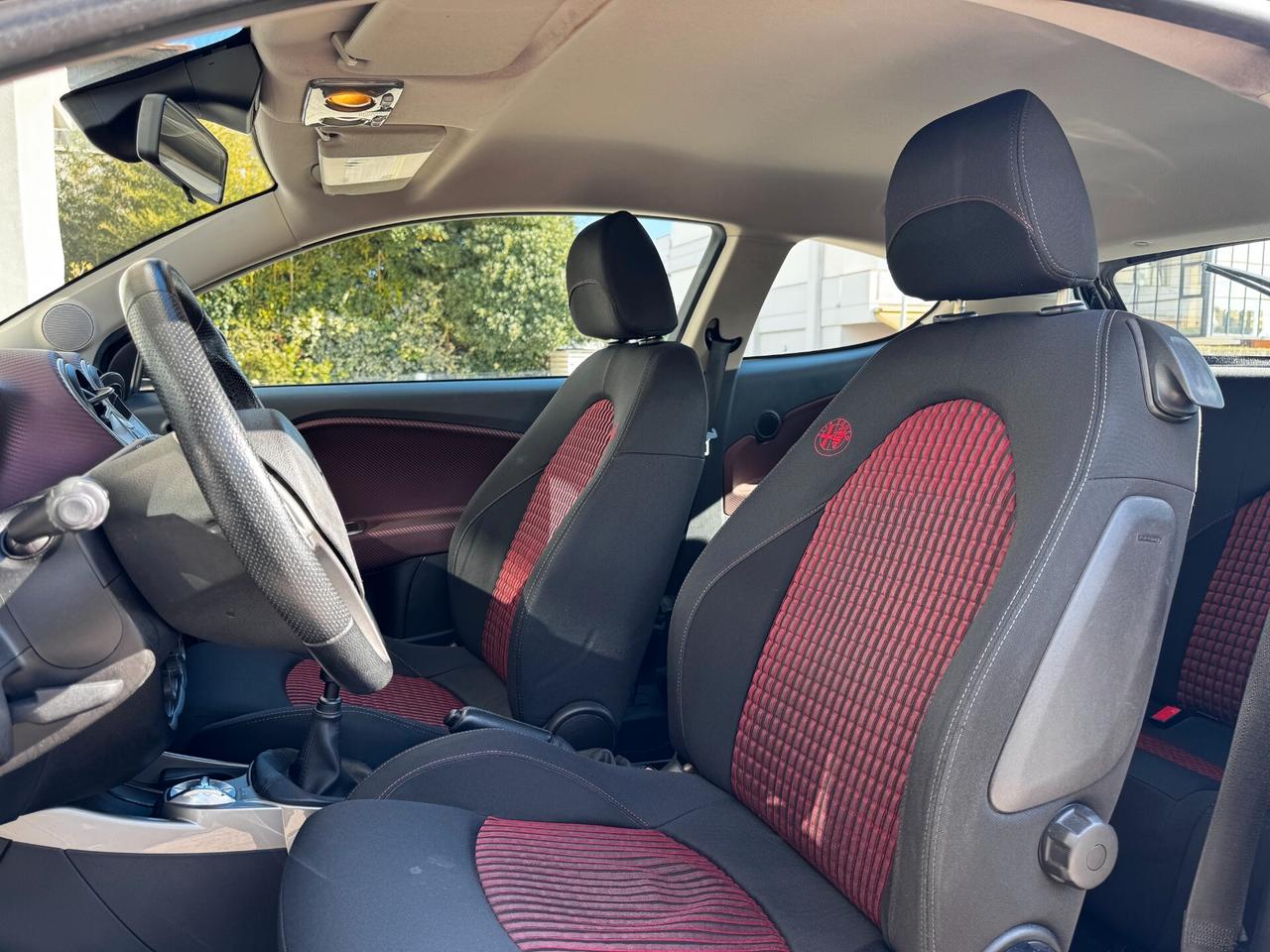 Alfa Romeo MiTo 1.4 78 CV Distinctive Sport Pack