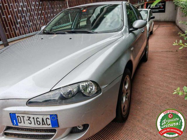 ALFA ROMEO 147 147 5p 1.6 ts 16v Progression c/CL 105cv