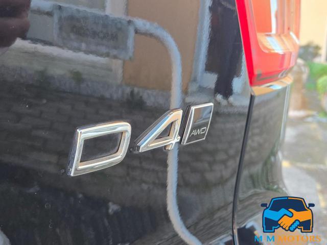 VOLVO XC40 D4 AWD Geartronic Momentum