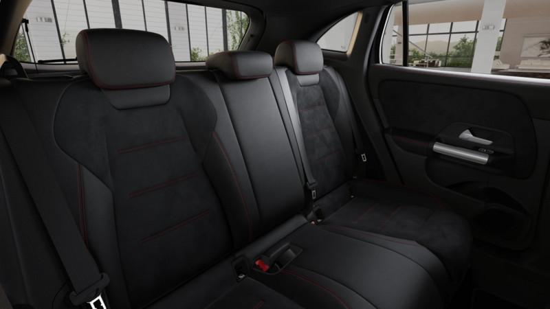 Mercedes-Benz GLA 180 Automatic AMG Line Advanced Plus