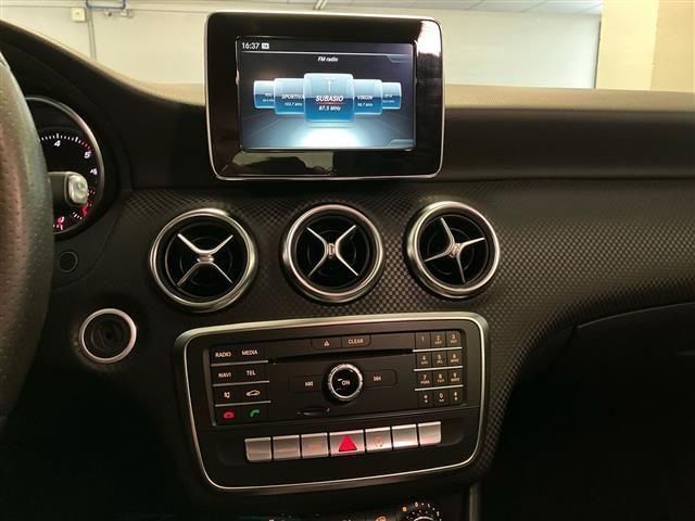 MERCEDES-BENZ A 180 D Sport Auto my16