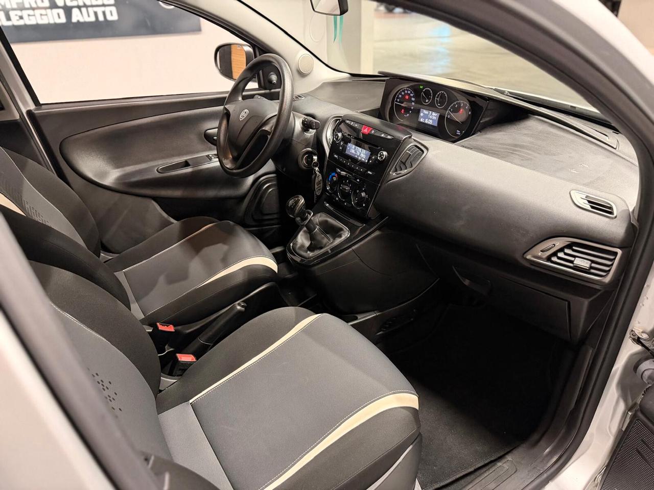 Lancia Ypsilon 1.2 69 CV 5 porte Elle