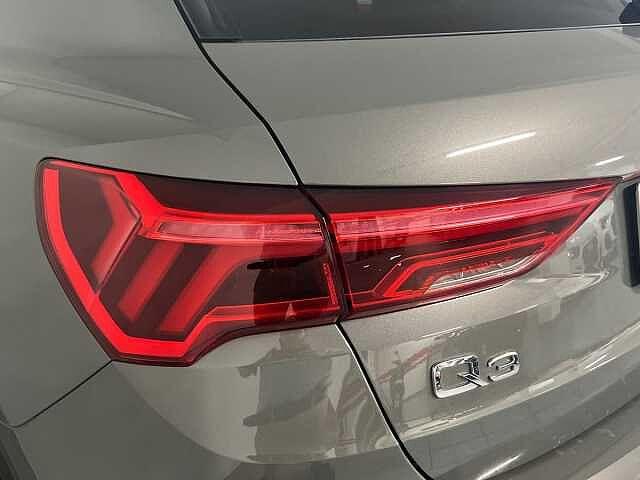 Audi Q3 35 TDI S tronic Business Advanced
