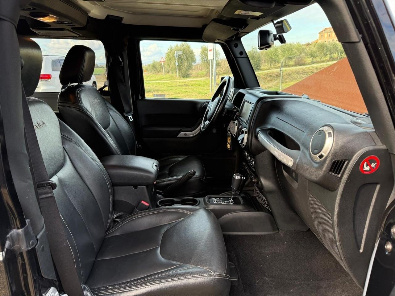 Jeep Wrangler 2.8 CRD DPF Sahara Auto