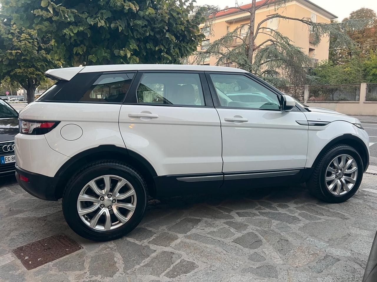 RANGE ROVER EVOQUE 2.2 TD4 5p. PRESTIGE UNIPROP
