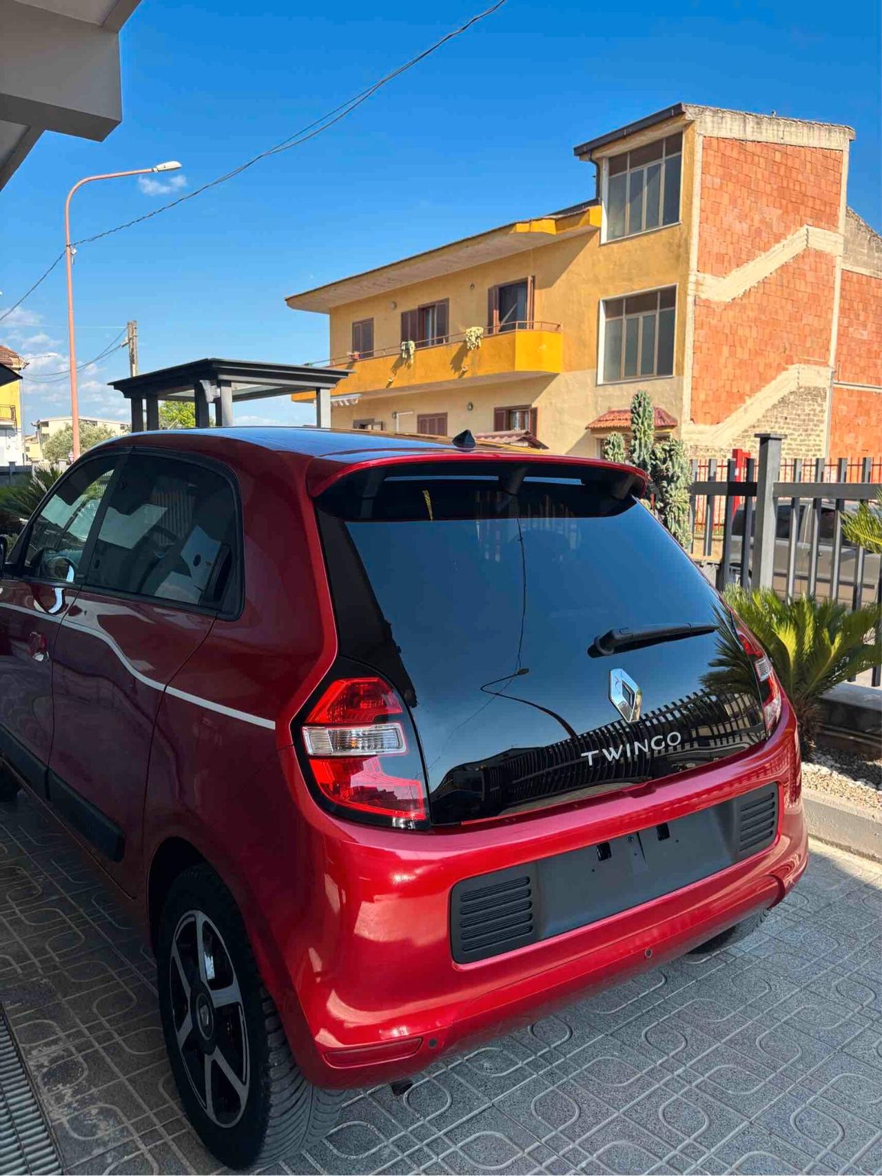 Renault Twingo TCe 90 CV EDC Lovely