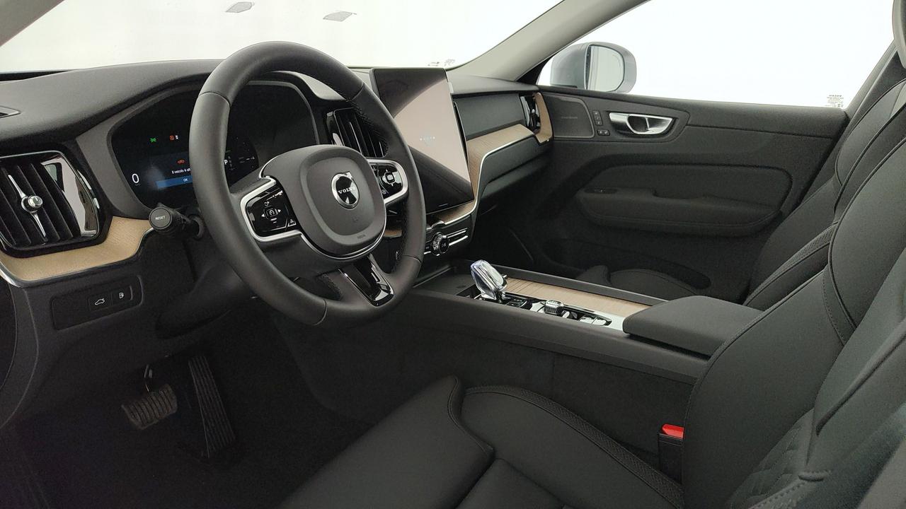 VOLVO XC60 2.0 t6 phev Plus Bright awd auto