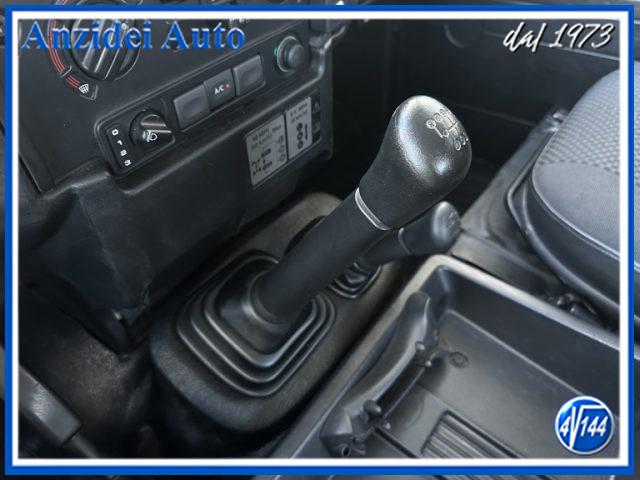 LAND ROVER Defender 90 2.2 TD4 Station Wagon E N1 2 posti