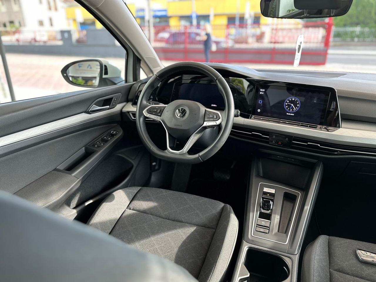 Volkswagen Golf style 2.0 TDI DSG 7 #5765