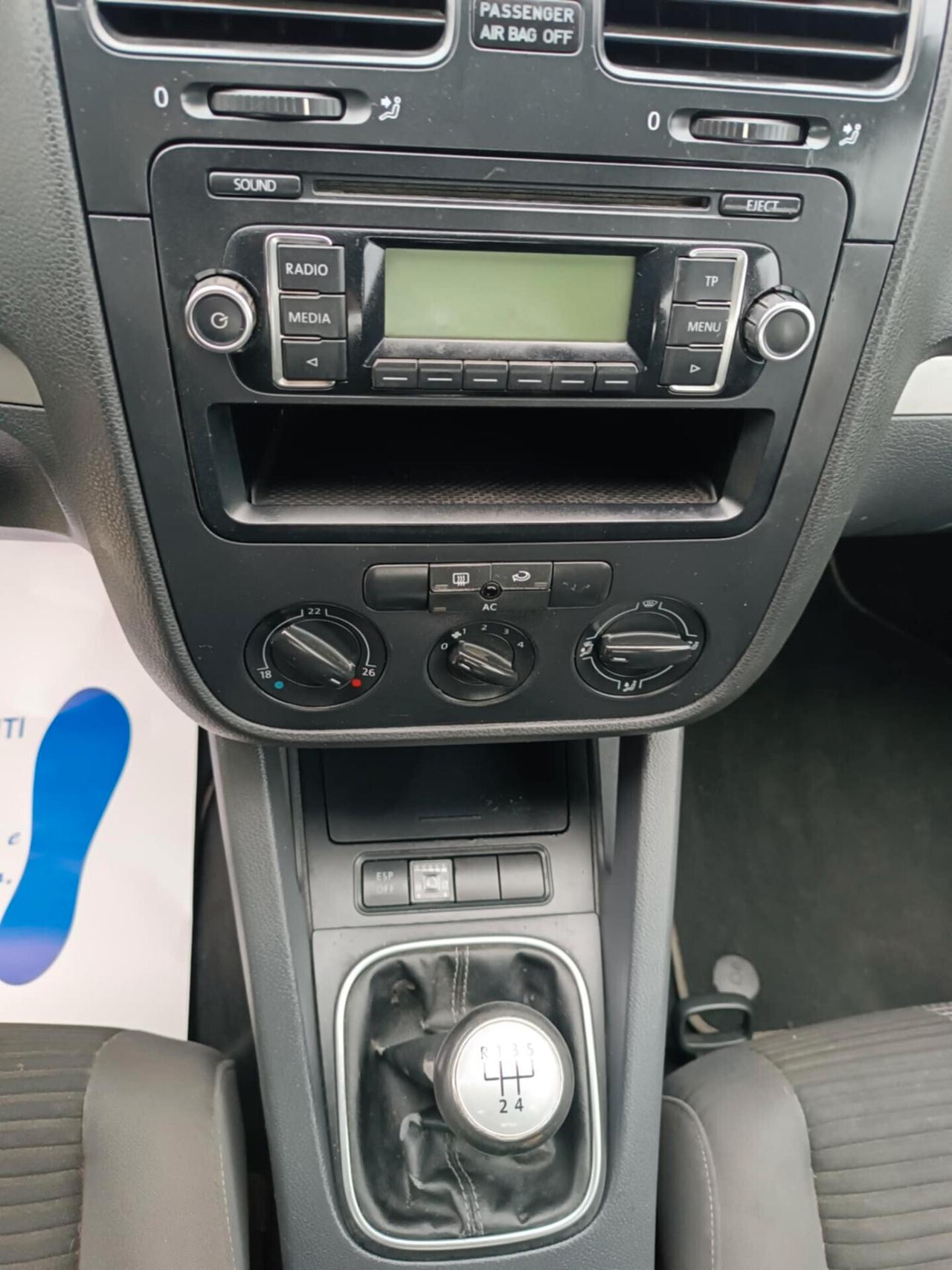 Volkswagen Golf 5 1.6 GPL 5p.