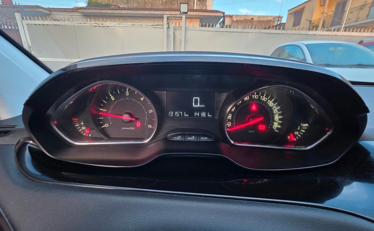 Peugeot 208 1.4 HDi 68 CV 5 porte Active 2014