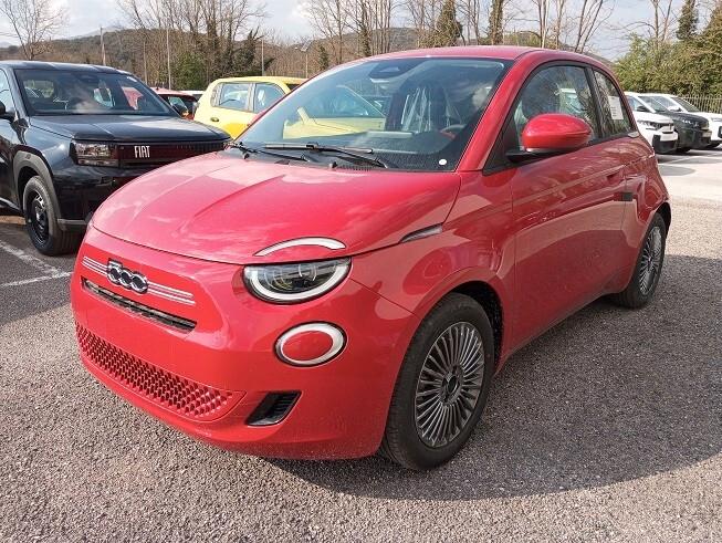 Fiat 500 Berlina Hybrid Torino