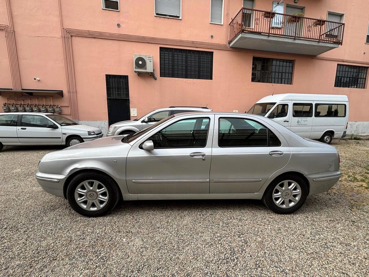 Lancia Lybra 1.8i 16V a METANO