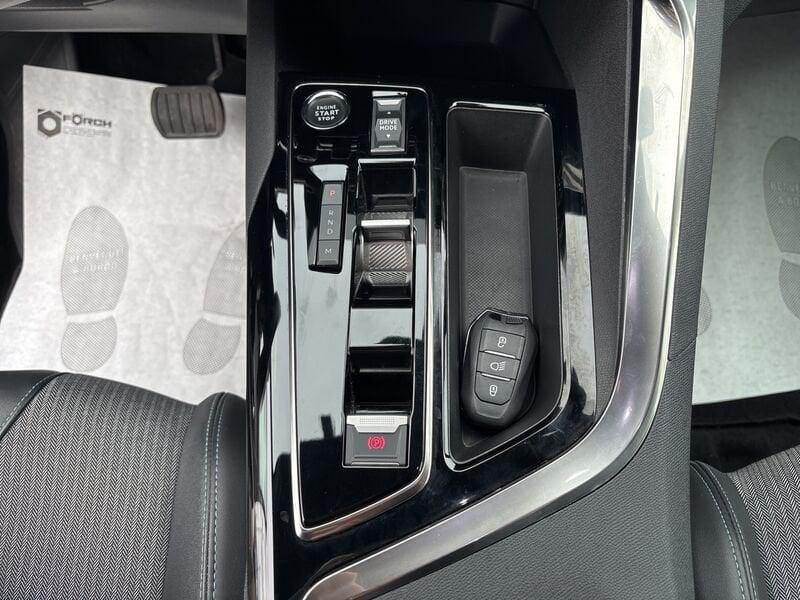 Peugeot 3008 BlueHDi 130 S&S EAT8 Allure