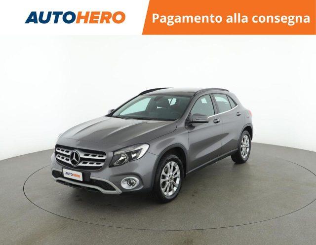 MERCEDES-BENZ GLA 180 d Automatic Business