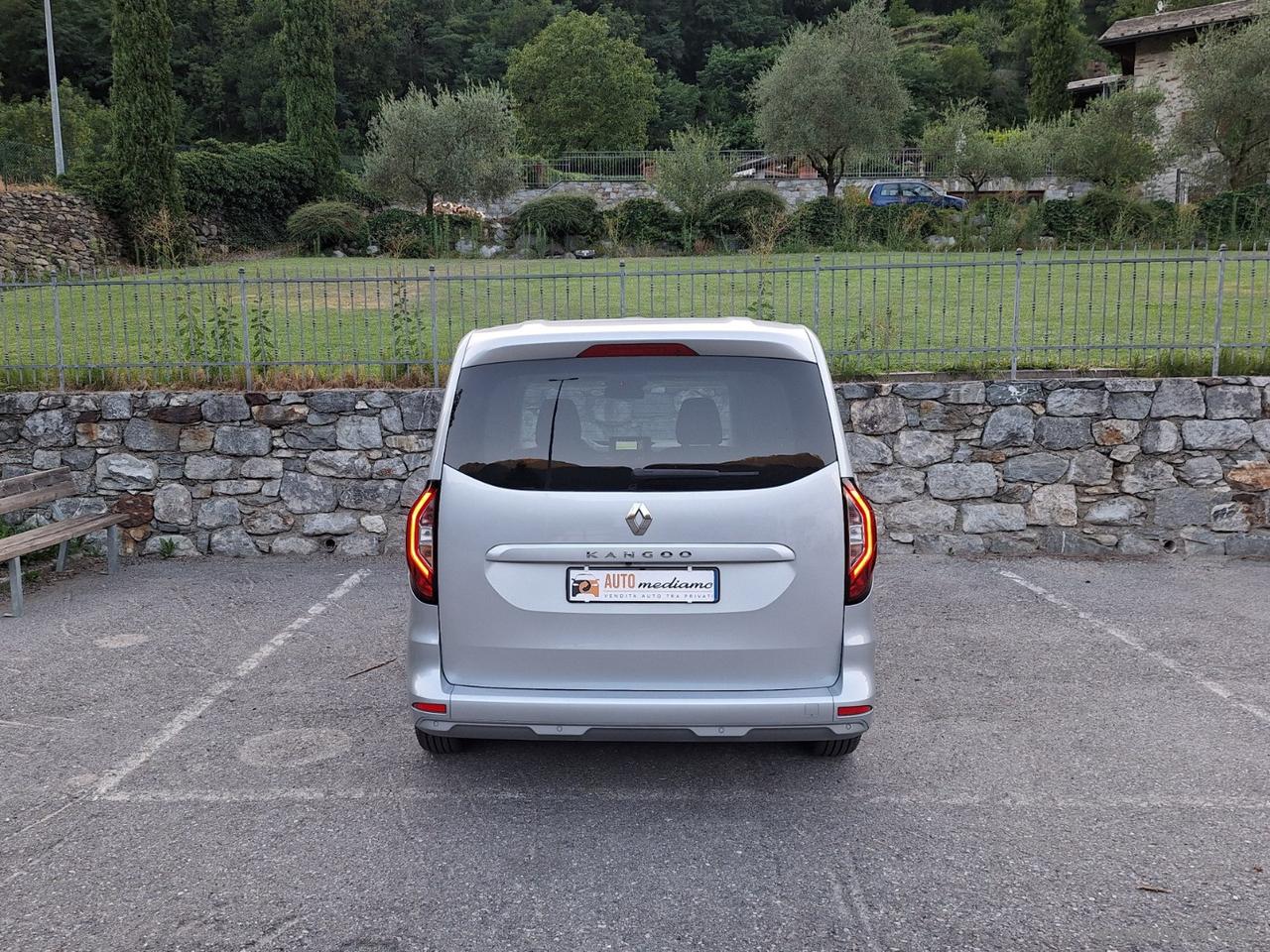 RENAULT Kangoo 1.5 Blue dCi 95CV RETROCAMERA--VETTURA--