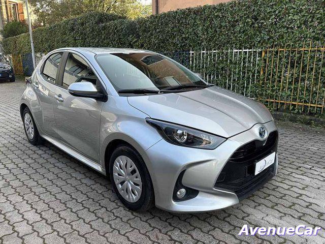 TOYOTA Yaris 1.5h Active TELECAMERA UNICO PROPRIETARIO IVA ESP