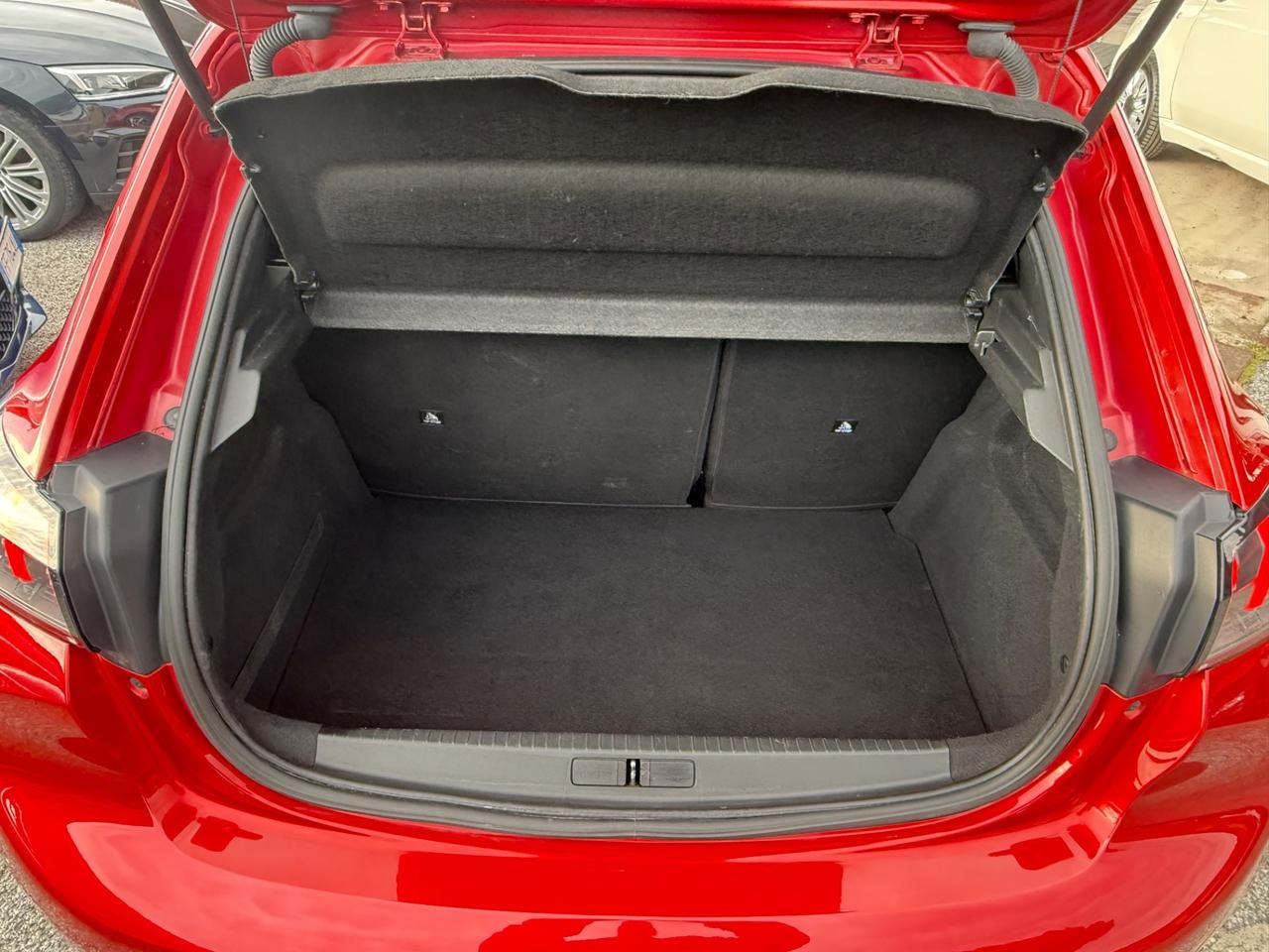 208 1.2 benzina/unipro/rate/permute/garanzia/neopatentati