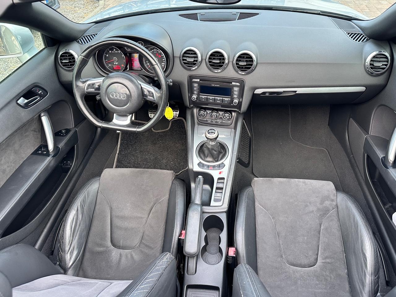 Audi TT Roadster 2.0 TFSI ADVANCED PLUS CABRIO
