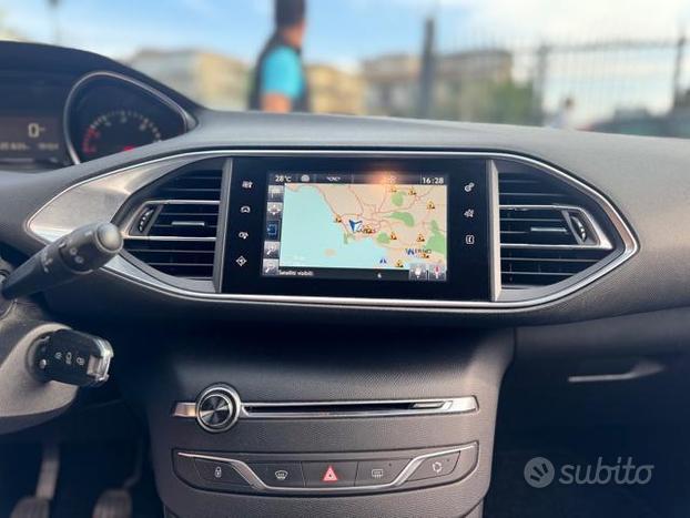 PEUGEOT 308 BlueHDi 120 S&S Allure OK NEOPATENTA